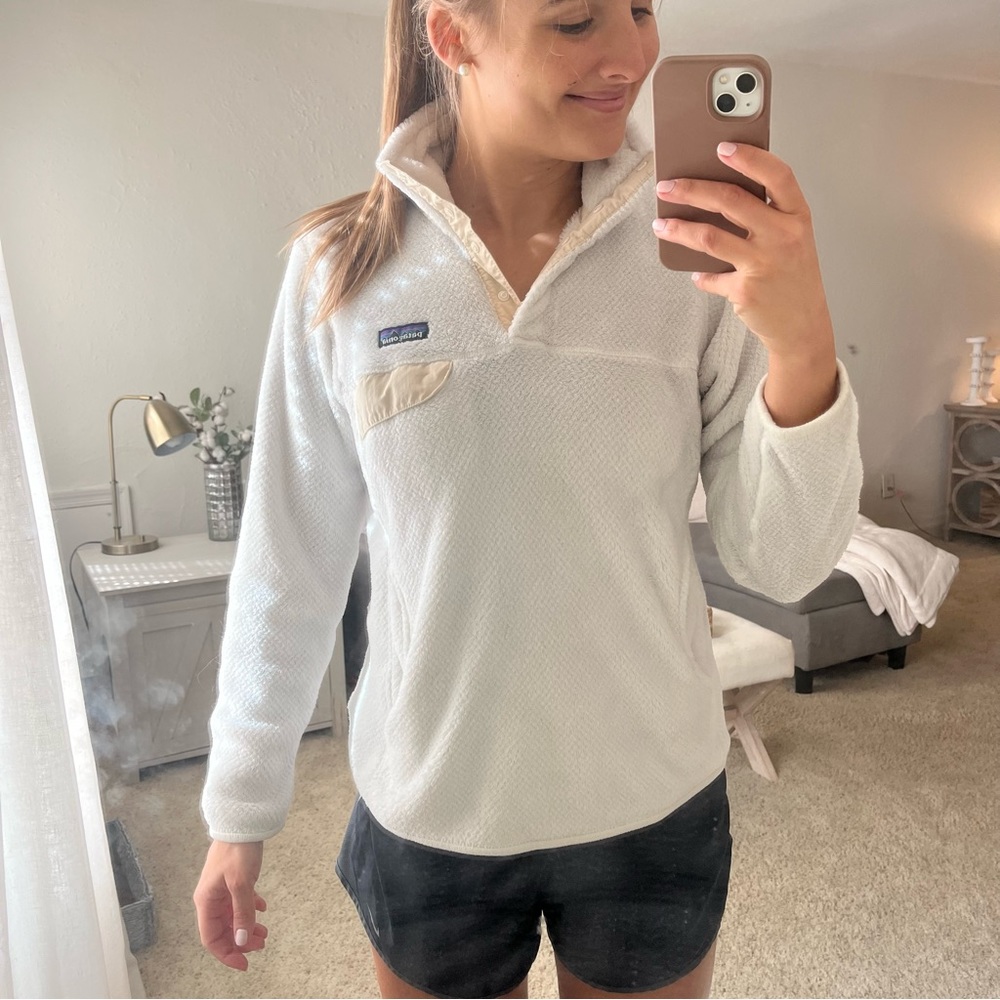 Patagonia Fleece Pullover - Cream - Size medium - *used condition